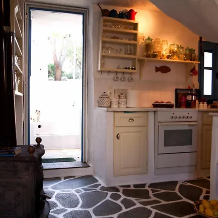 Exquisite Estate, Serene Environment