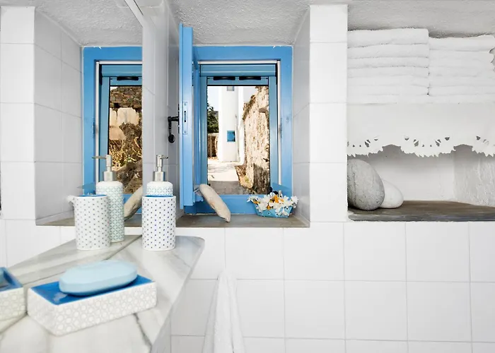 Exquisite Estate, Serene Environment