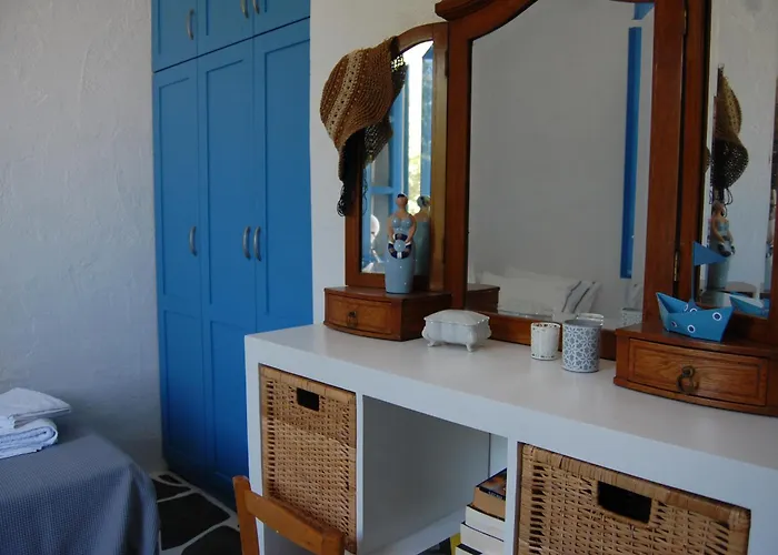 Exquisite Estate, Serene Environment