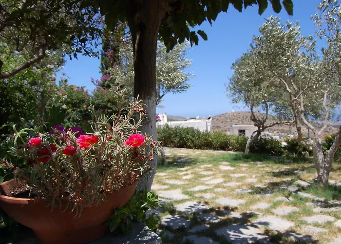 Exquisite Estate, Serene Environment Vakantiehuis Lefkes (Paros)