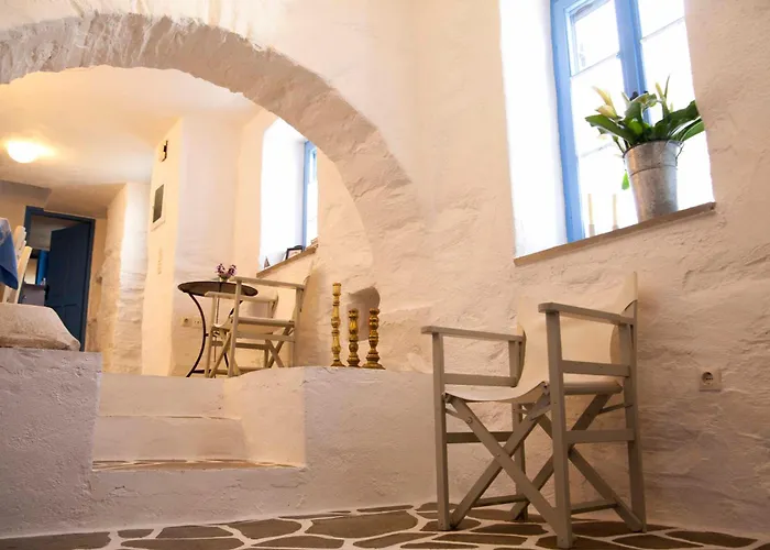 Exquisite Estate, Serene Environment * Lefkes (Paros)